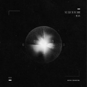 美女的翘臀被踩爆
